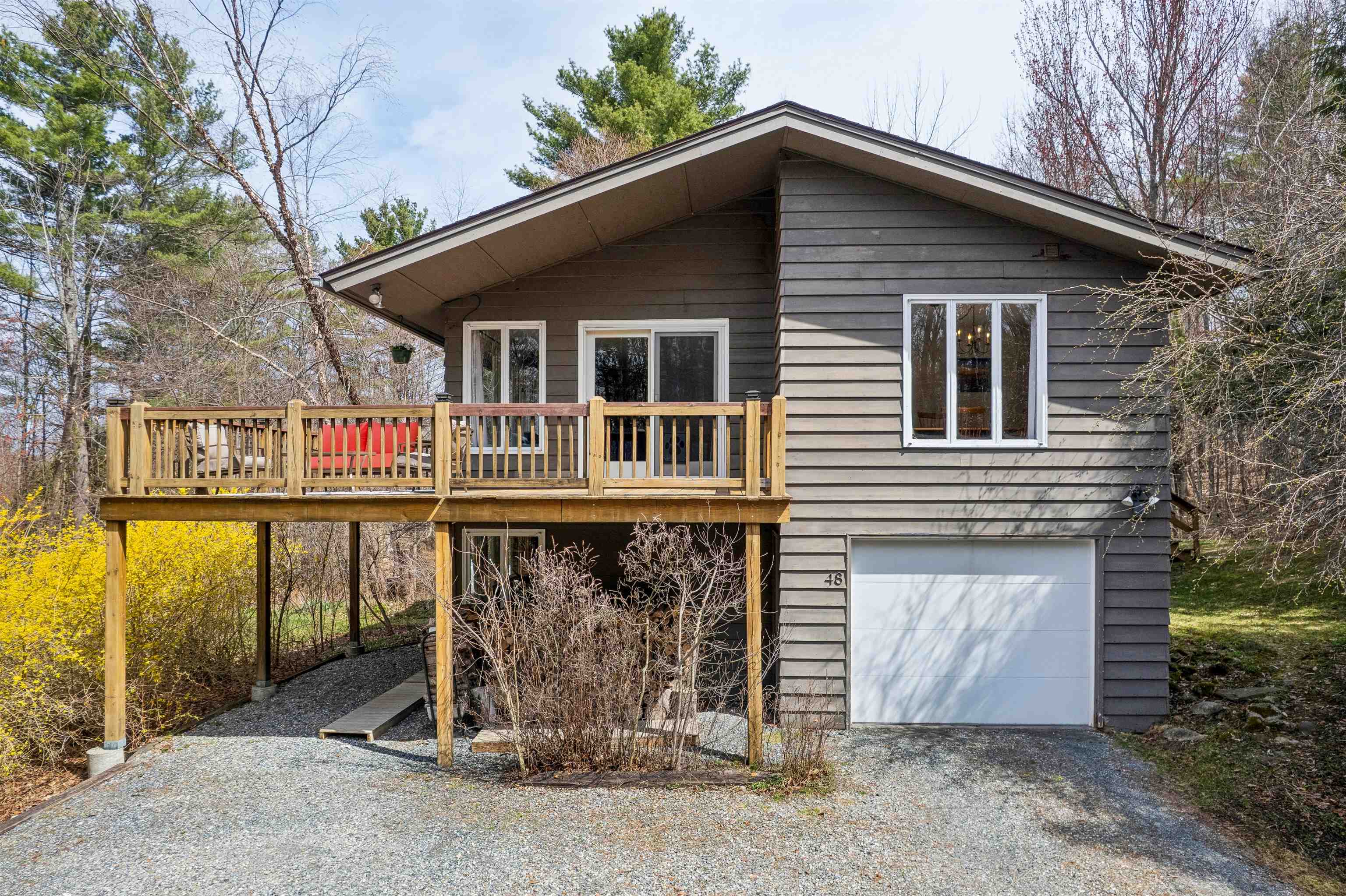 48 Westview Lane Lebanon, NH 03766 - Photo 3 of 40