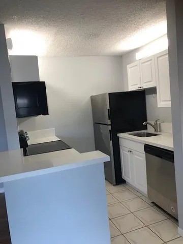 $1,975 | 14 Crossings Circle, Unit G, Boynton Beach, FL 33435