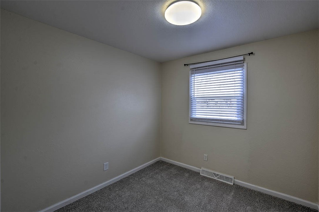 1528 Taylor Street Decatur, IL 62526 - Photo 16 of 21