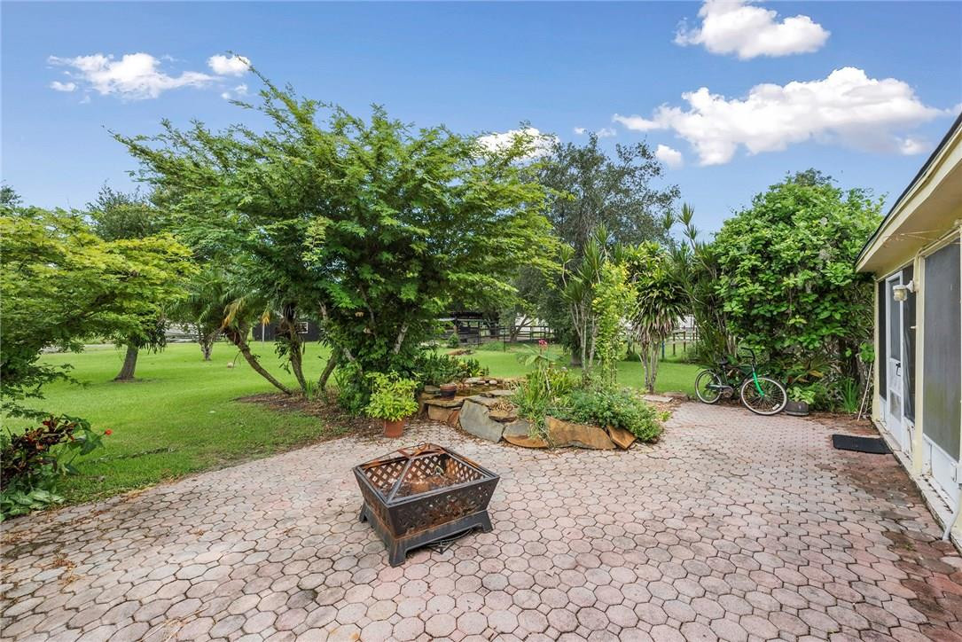 5341 Southwest 188th Avenue Southwest Ranches, FL 33332 - Photo 6 of 28 Photo 6