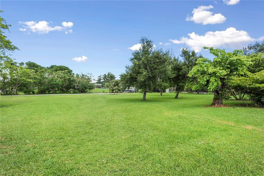 5341 Southwest 188th Avenue Southwest Ranches, FL 33332 - Photo 7 of 28 Photo 7