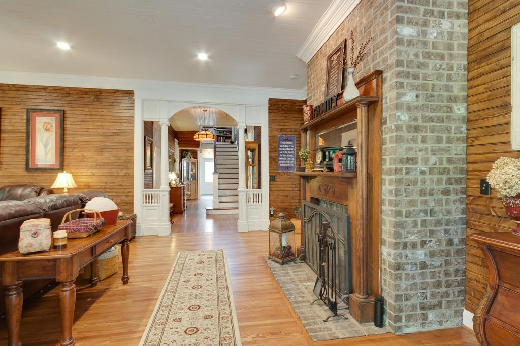 1975 Greer Road Goodlettsville, TN 37072 - Photo 3 of 29 Gallery Image 3