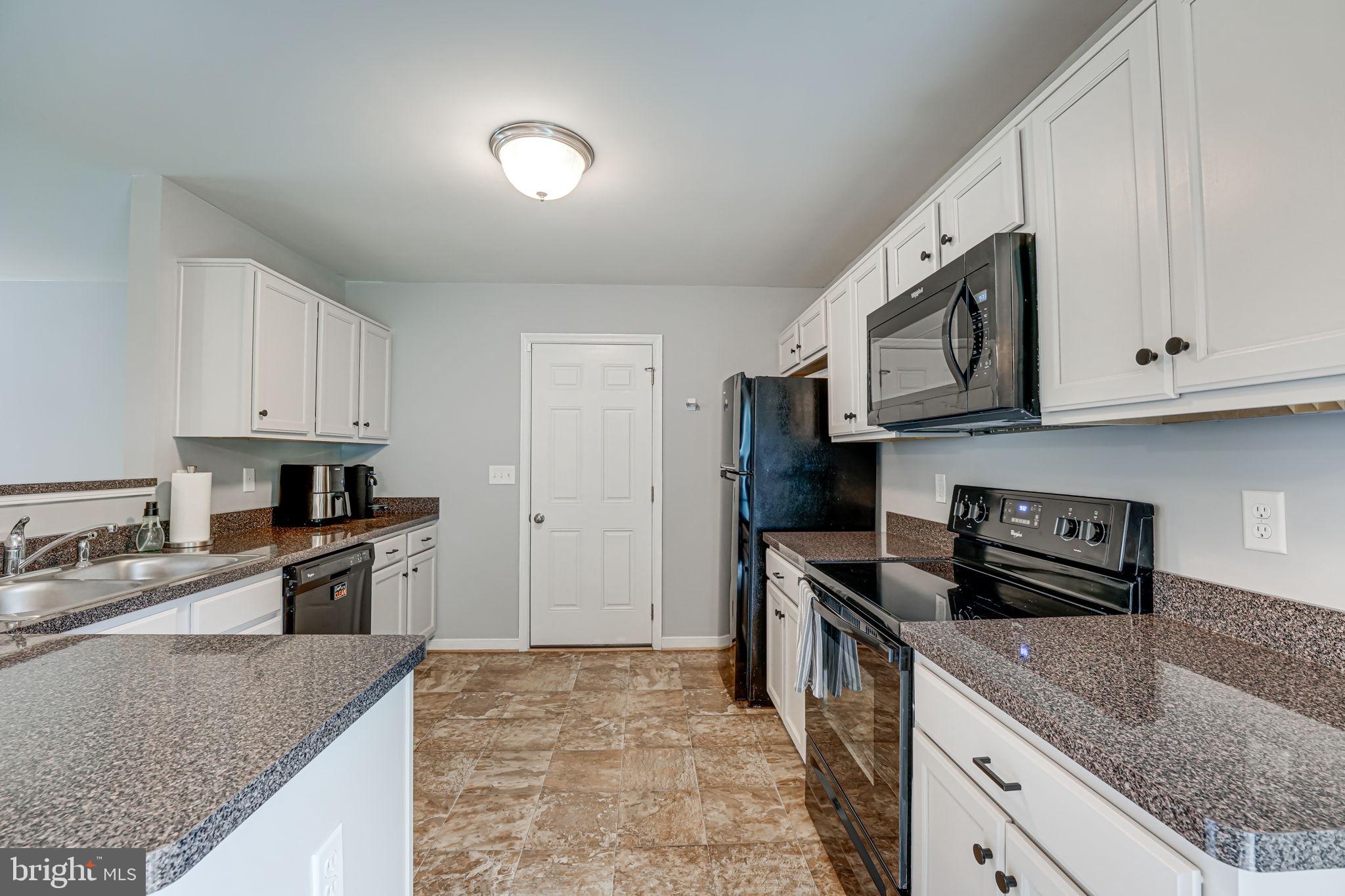 15196 Countyline Church Road Ruther Glen, VA 22546 - Photo 10 of 41 kitchen