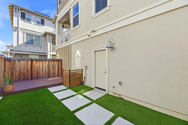 $1,299,000 | 9263 Vista Cove Way, Newark, CA 94560