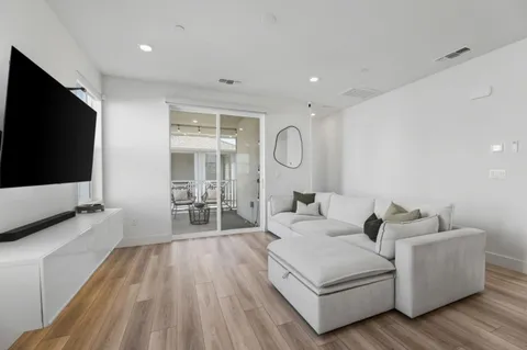 $1,349,000 | 9263 Vista Cove Way, Newark, CA 94560