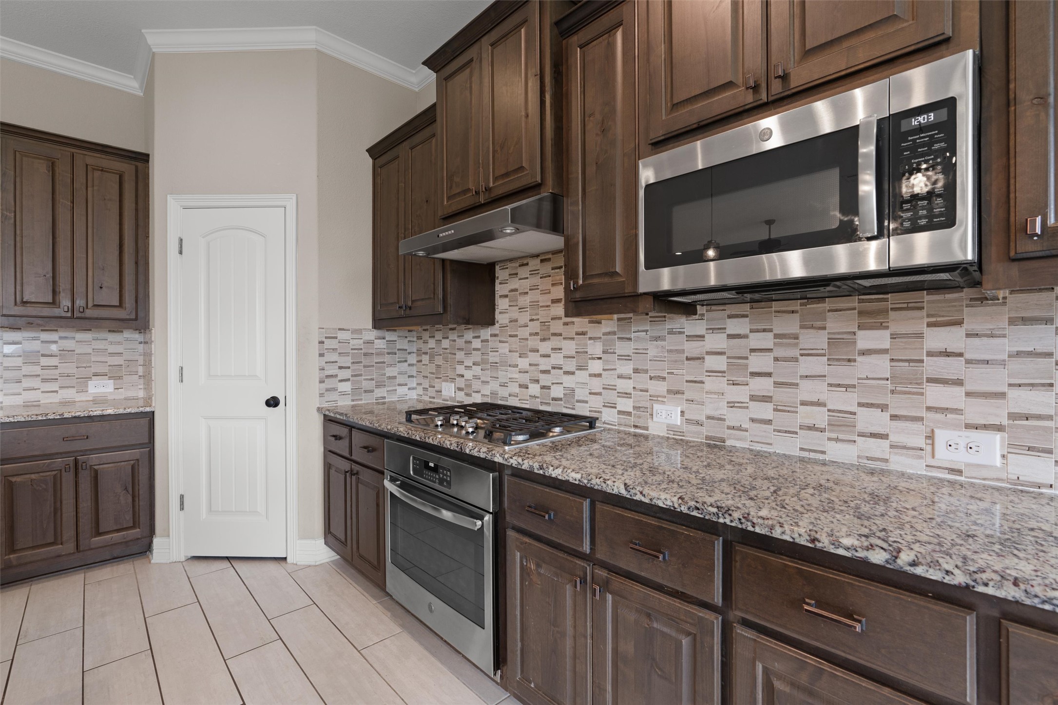 608 Muster Bend Georgetown, TX 78626 - Photo 14 of 40