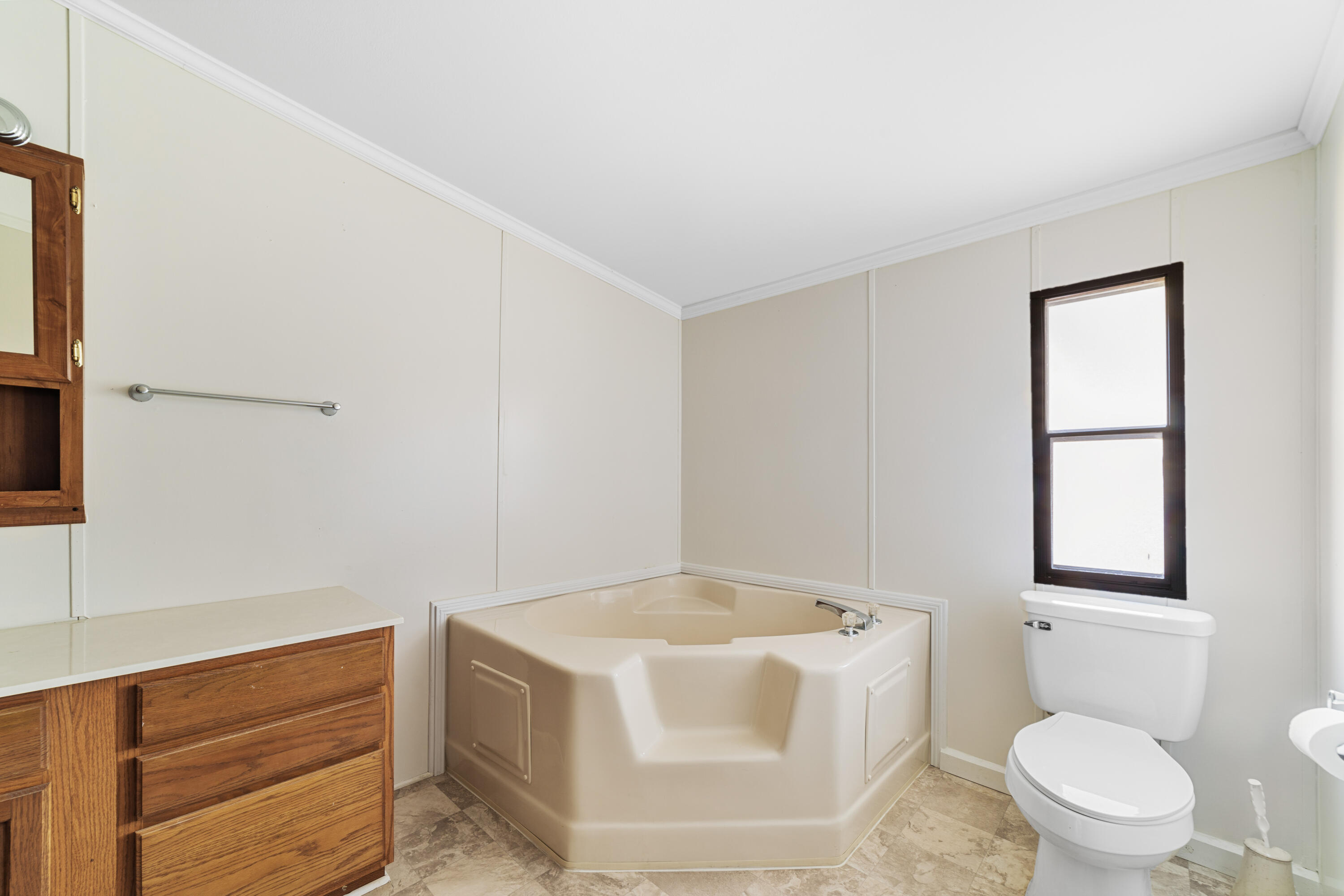 232 Twin Lakes Road Neeses, SC 29107 - Photo 20 of 33 Bathroom