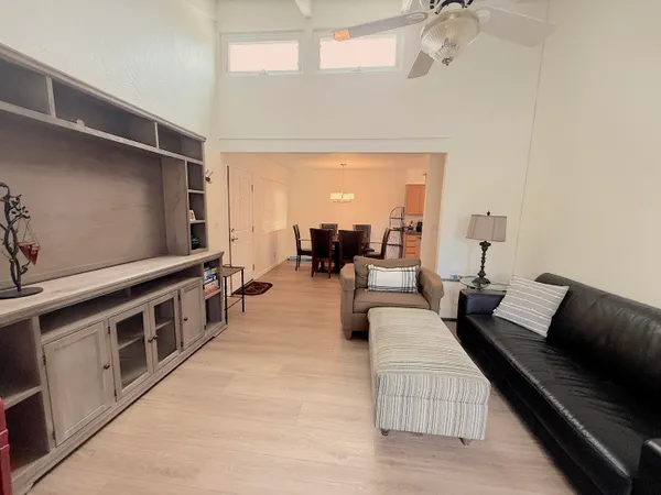 $3,300 | 29 Dearborn Place, Unit 10, Goleta, CA 93117