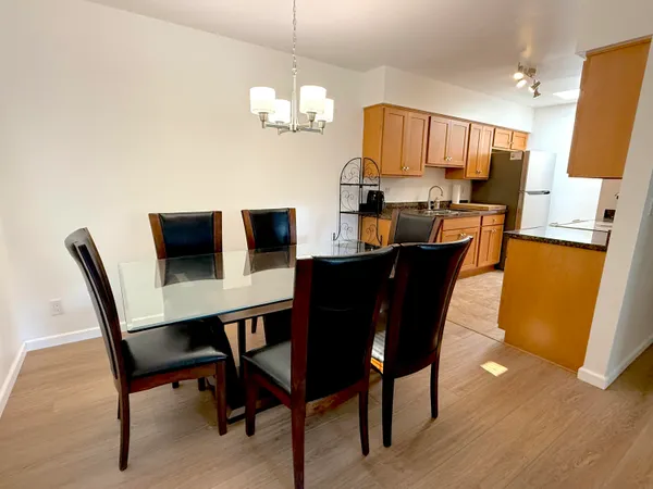 $3,300 | 29 Dearborn Place, Unit 10, Goleta, CA 93117