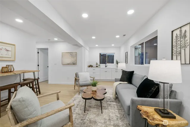 $799,000 | 7004 16th Avenue Southwest, Seattle, WA 98106