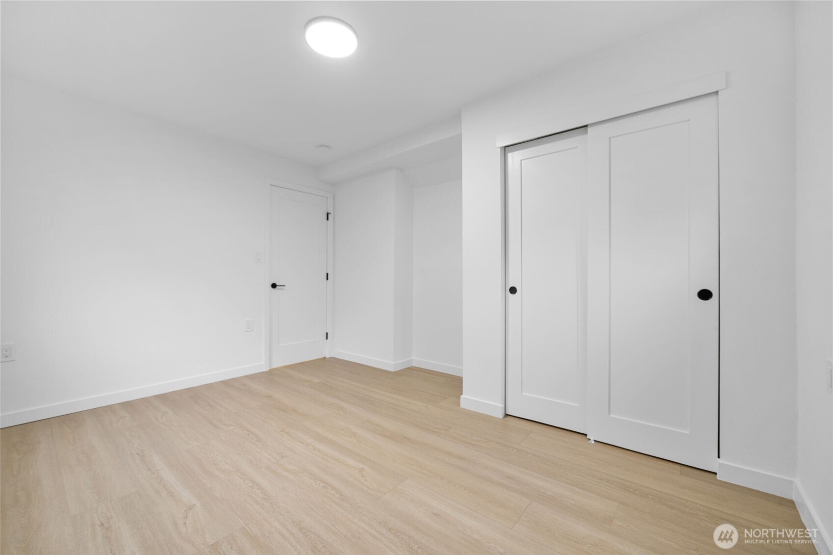 7004 16th Avenue Southwest Seattle, WA 98106 - Photo 26 of 37 a view of an empty room