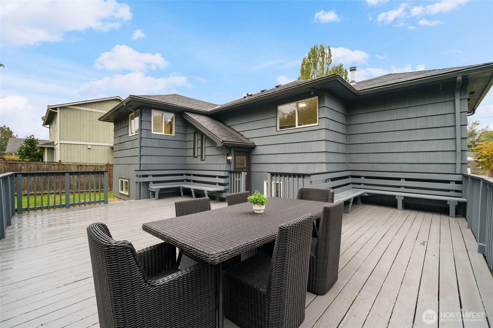 7004 16th Avenue Southwest Seattle, WA 98106 - Photo 31 of 37 a roof deck view with a seating space