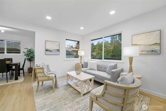 $799,000 | 7004 16th Avenue Southwest, Seattle, WA 98106