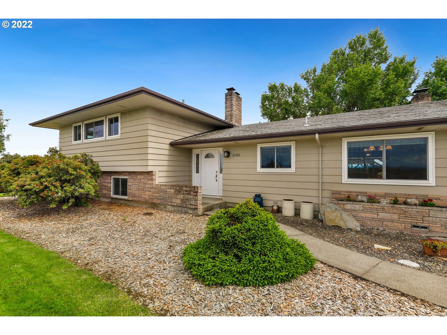 39088 Northwest Verboort Road Forest Grove, OR 97116 - Photo 2 of 32 Gallery Image 2