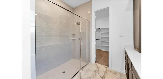 $467,500 | 608 Cypress Bay Lane, Pinehurst, TX 77362