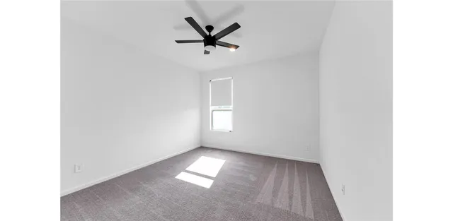 $467,500 | 608 Cypress Bay Lane, Pinehurst, TX 77362