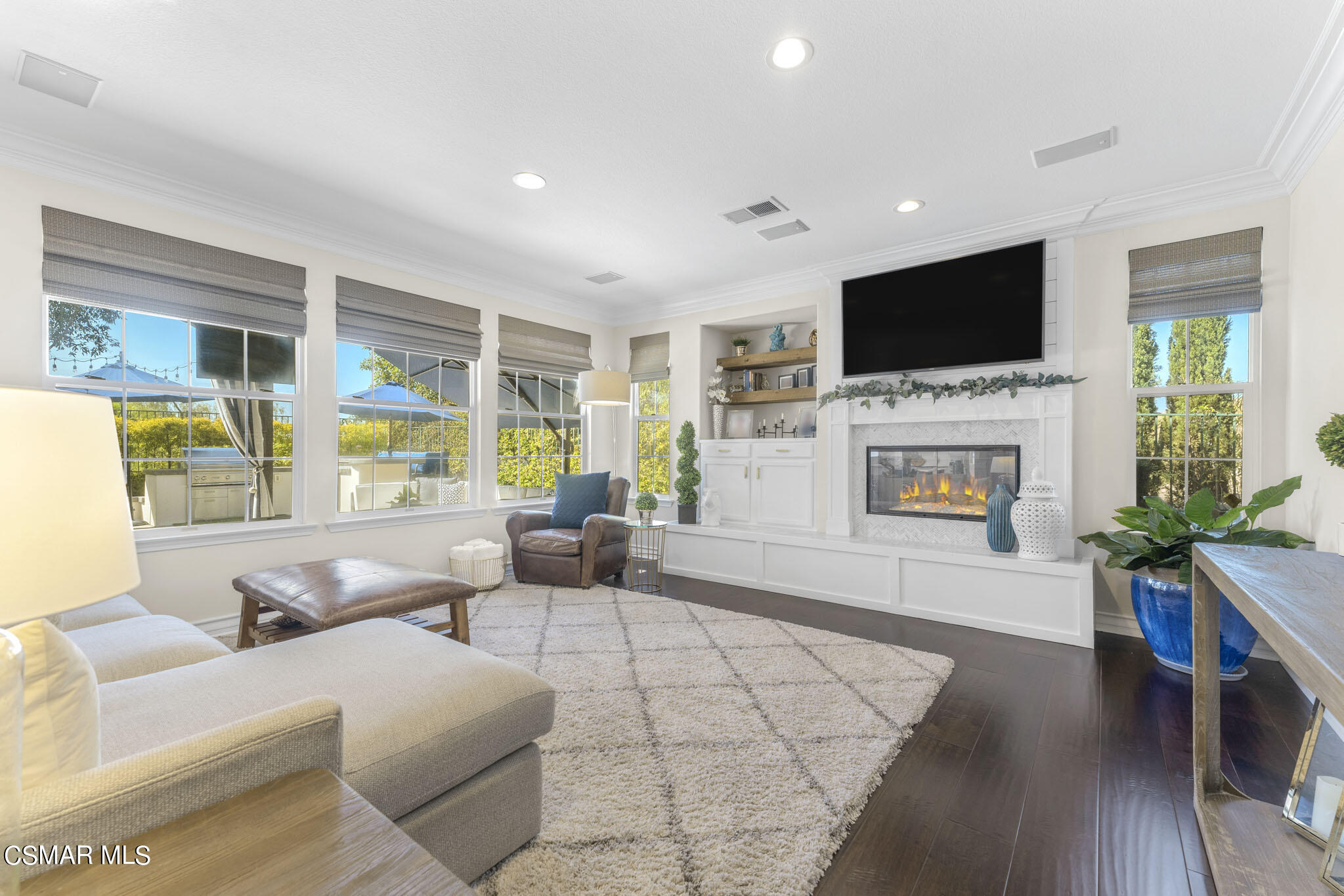 524 Oak Tree Court Simi Valley, CA 93065 - Photo 19 of 61 a living room with furniture and a flat screen tv