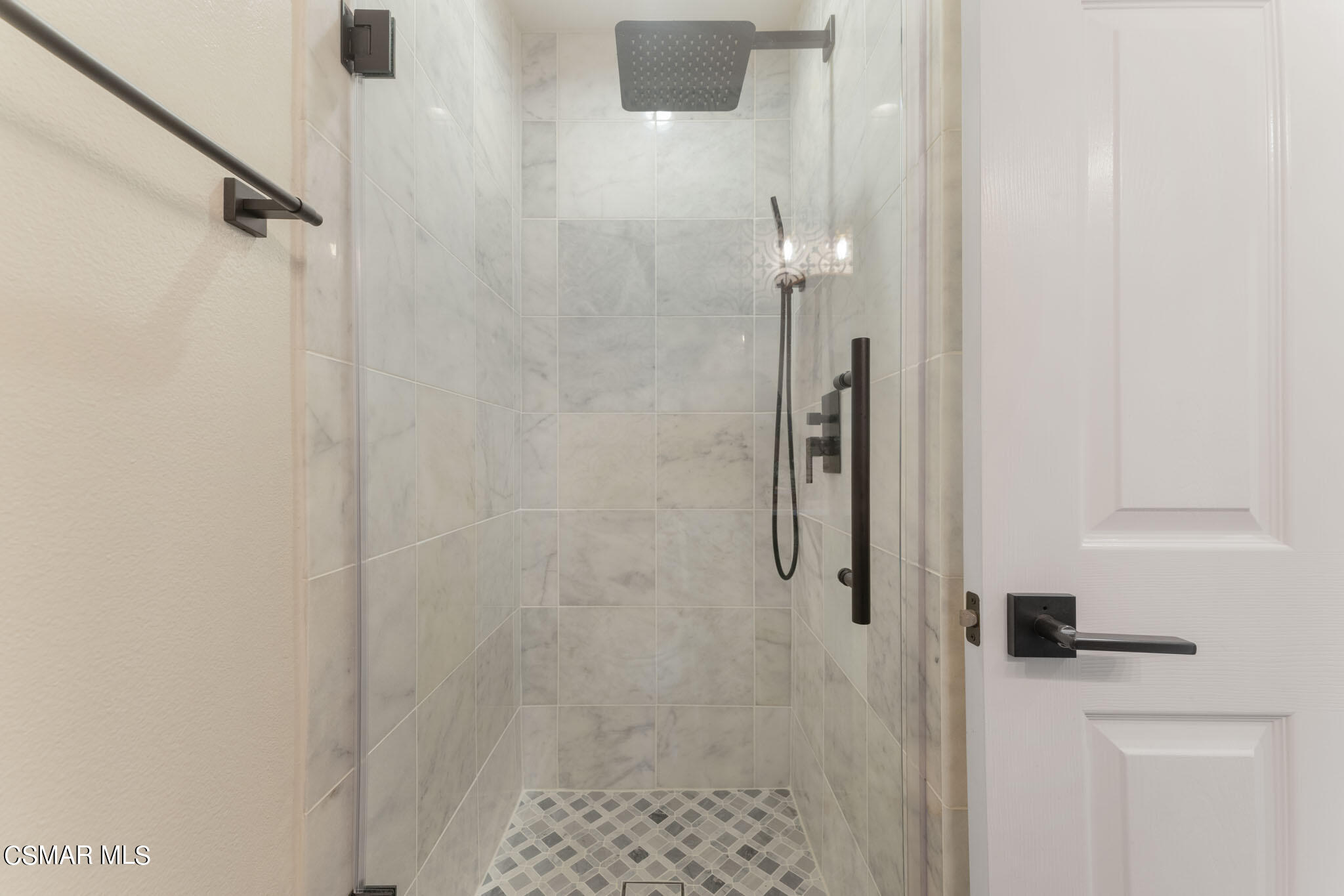 524 Oak Tree Court Simi Valley, CA 93065 - Photo 27 of 61 a bathroom with a shower