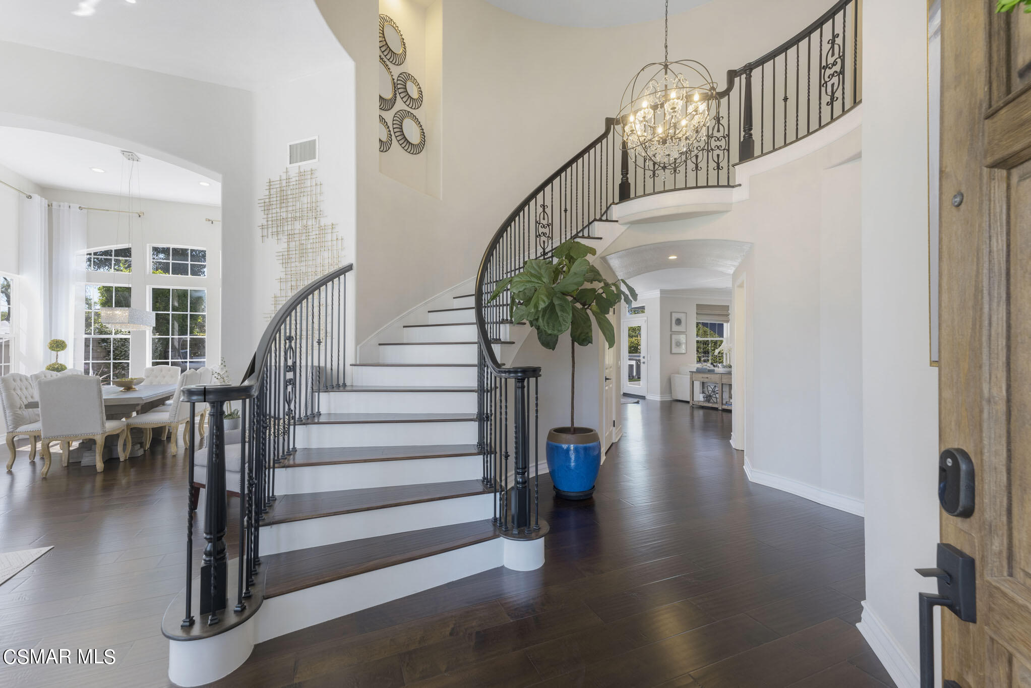 524 Oak Tree Court Simi Valley, CA 93065 - Photo 3 of 61 524 Oak Tree Ct, Simi Valley - HshProd-