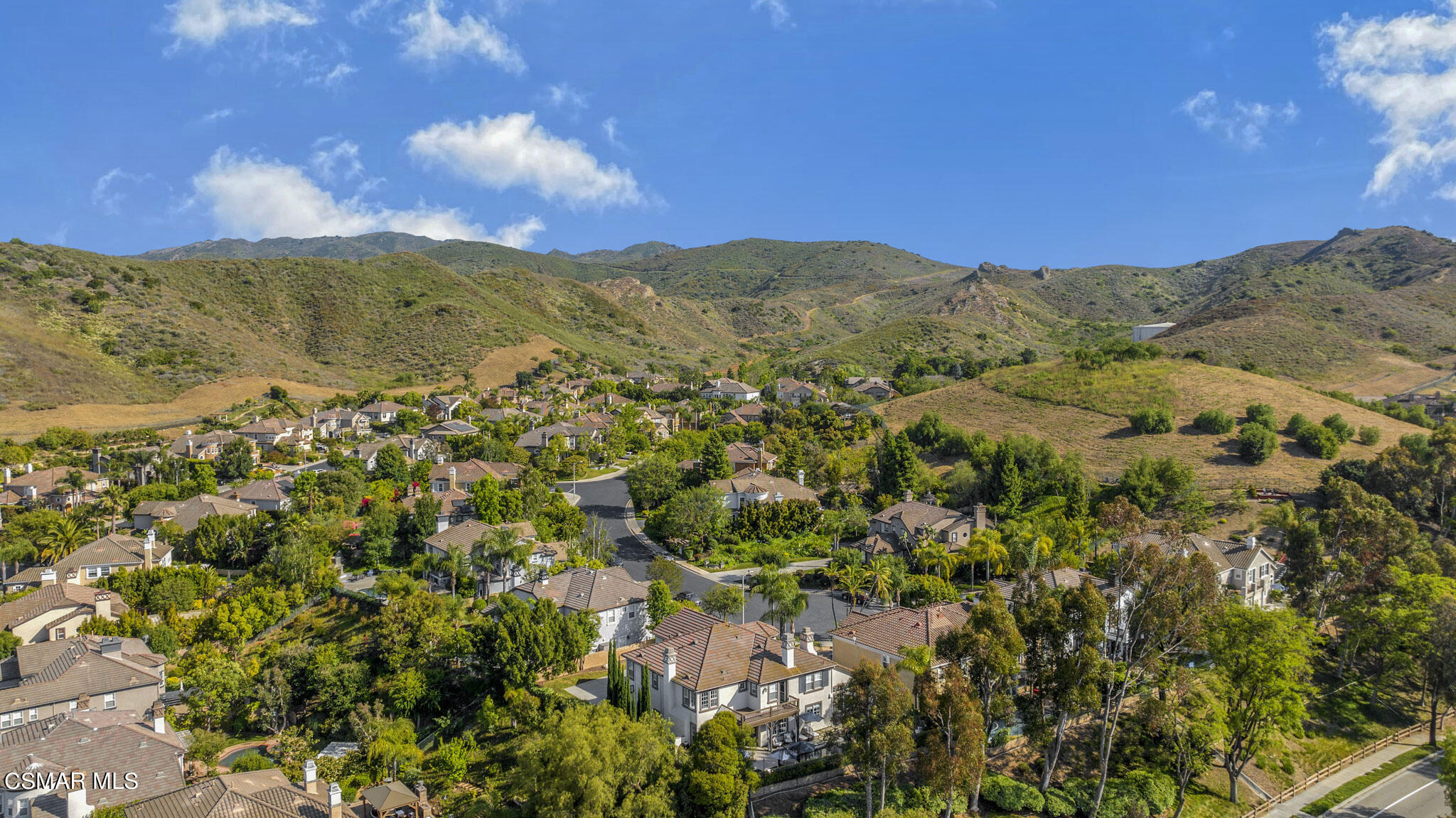 524 Oak Tree Court Simi Valley, CA 93065 - Photo 60 of 61 a view of a area with mountains in the background