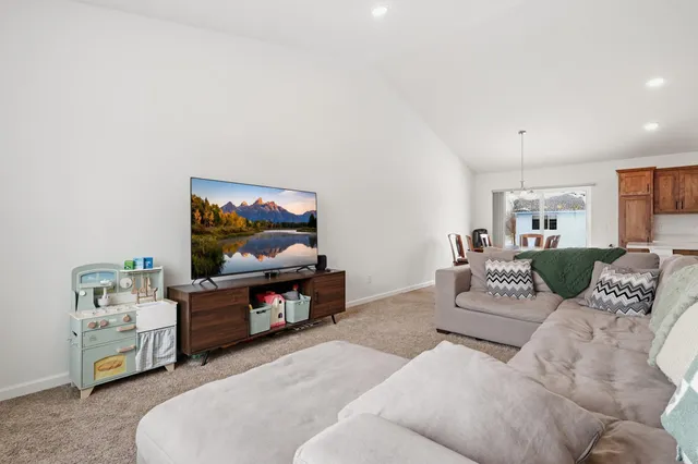 $440,000 | 515 Winkler Trail, Cologne, MN 55322