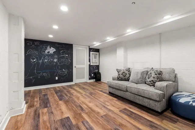 $2,000,000 | 653 East 3rd Street, Boston, MA 02127