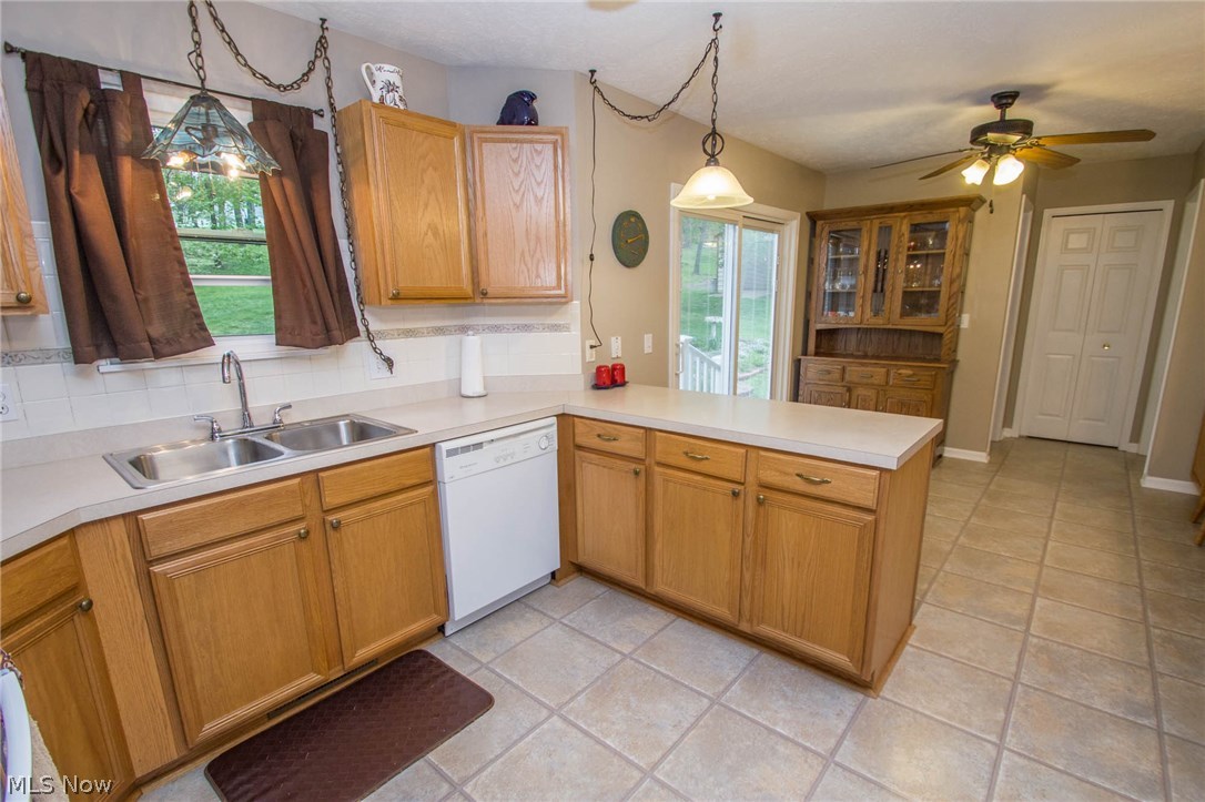 1257 Derbydale Road Akron, OH 44306 - Photo 7 of 35 Gallery Image 7