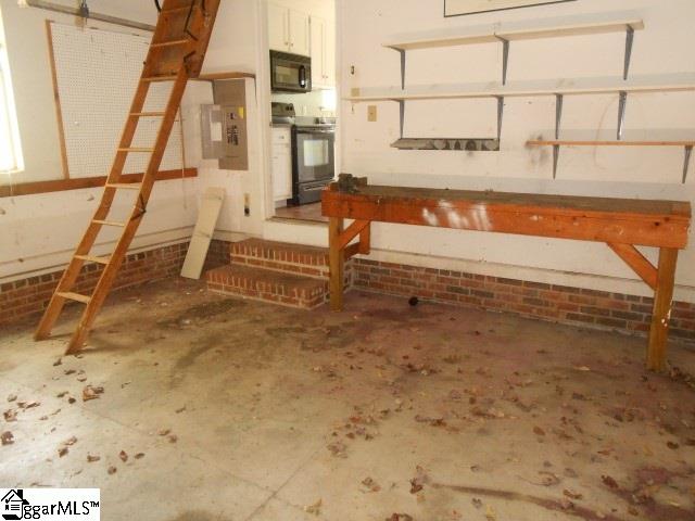 9 Idle Lane Fountain Inn, SC 29644 - Photo 10 of 14 Gallery Image 10
