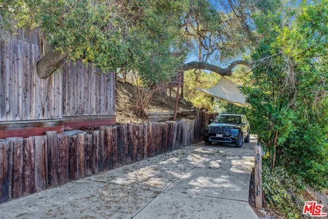 $1,595,000 | 109 Muerdago Road, Topanga, CA 90290