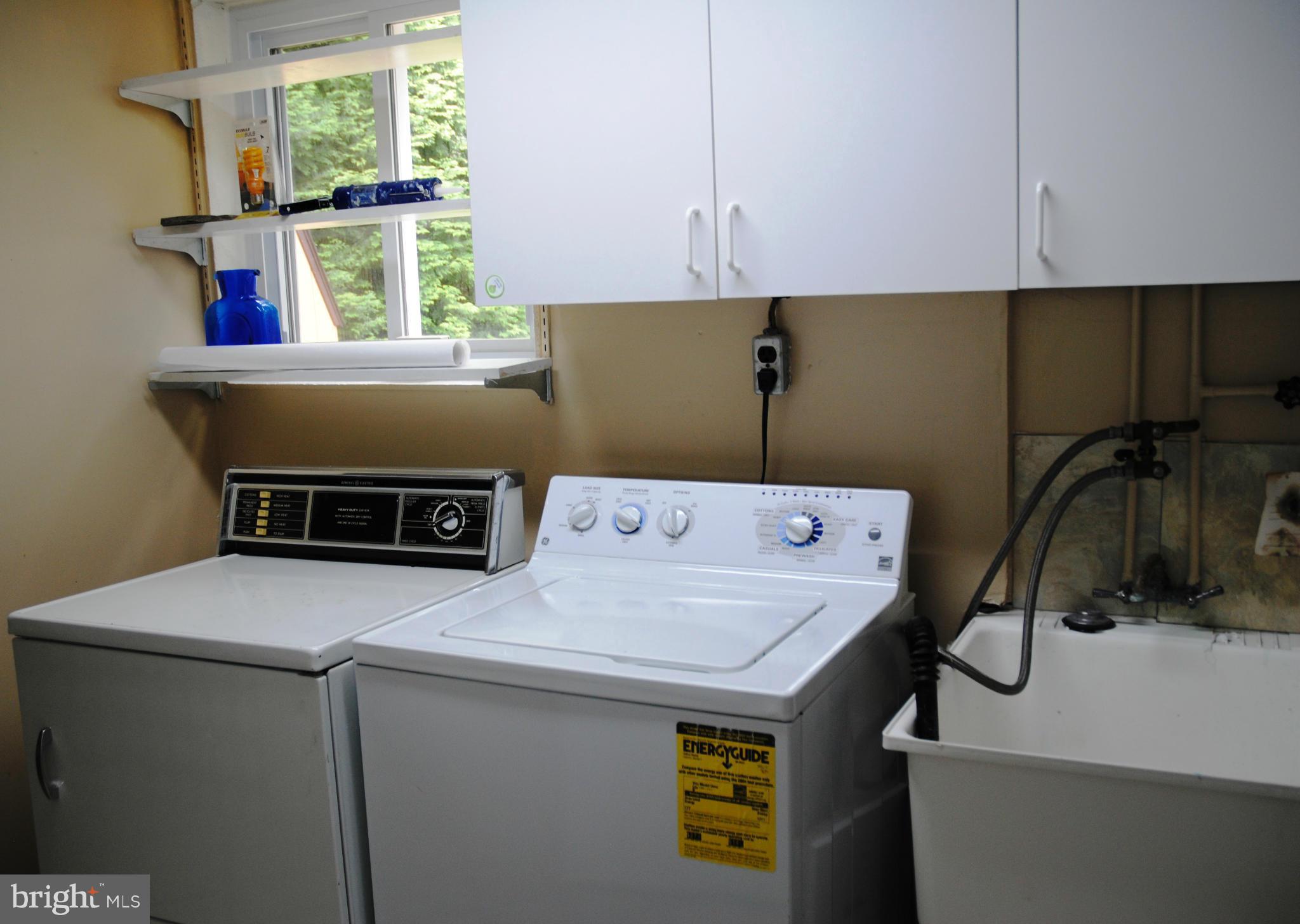 13011 Tamarack Road Silver Spring, MD 20904 - Photo 21 of 30 Large Laundry Room with Tub! Exit to side yd.