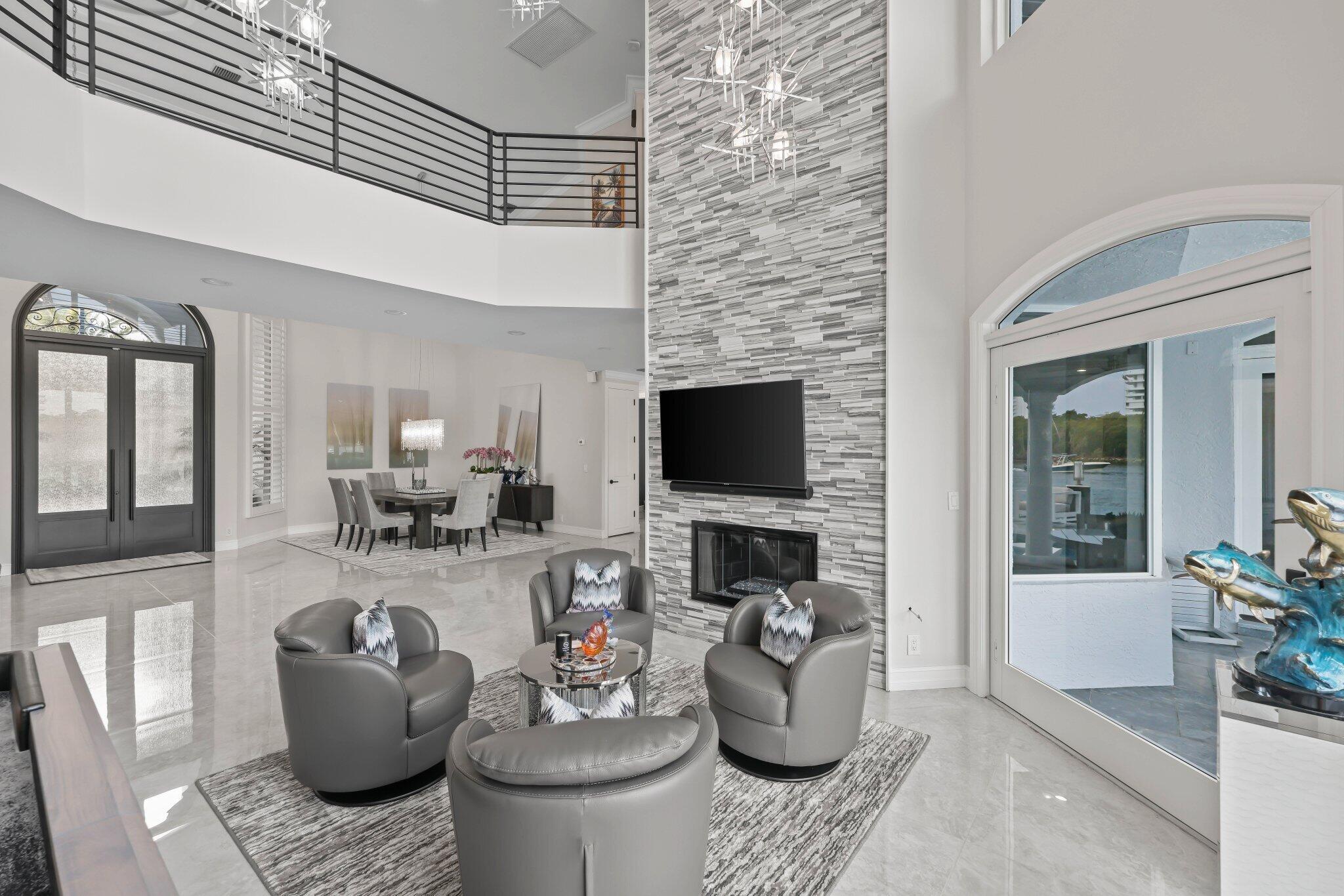 7188 Northeast 8th Drive Boca Raton, FL 33487 - Photo 13 of 77 Private Sitting Area