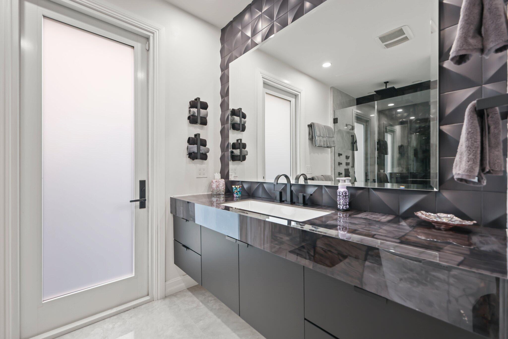 7188 Northeast 8th Drive Boca Raton, FL 33487 - Photo 43 of 77 Bathroom