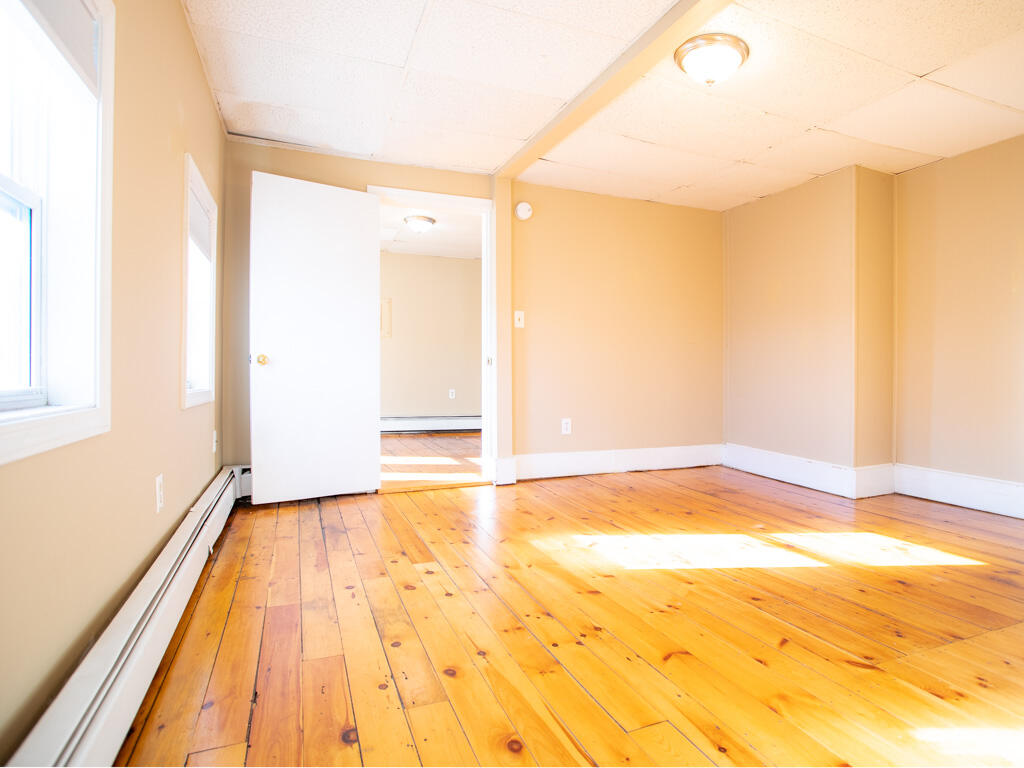 330 Main Street Biddeford, ME 04005 - Photo 16 of 53 unit 3