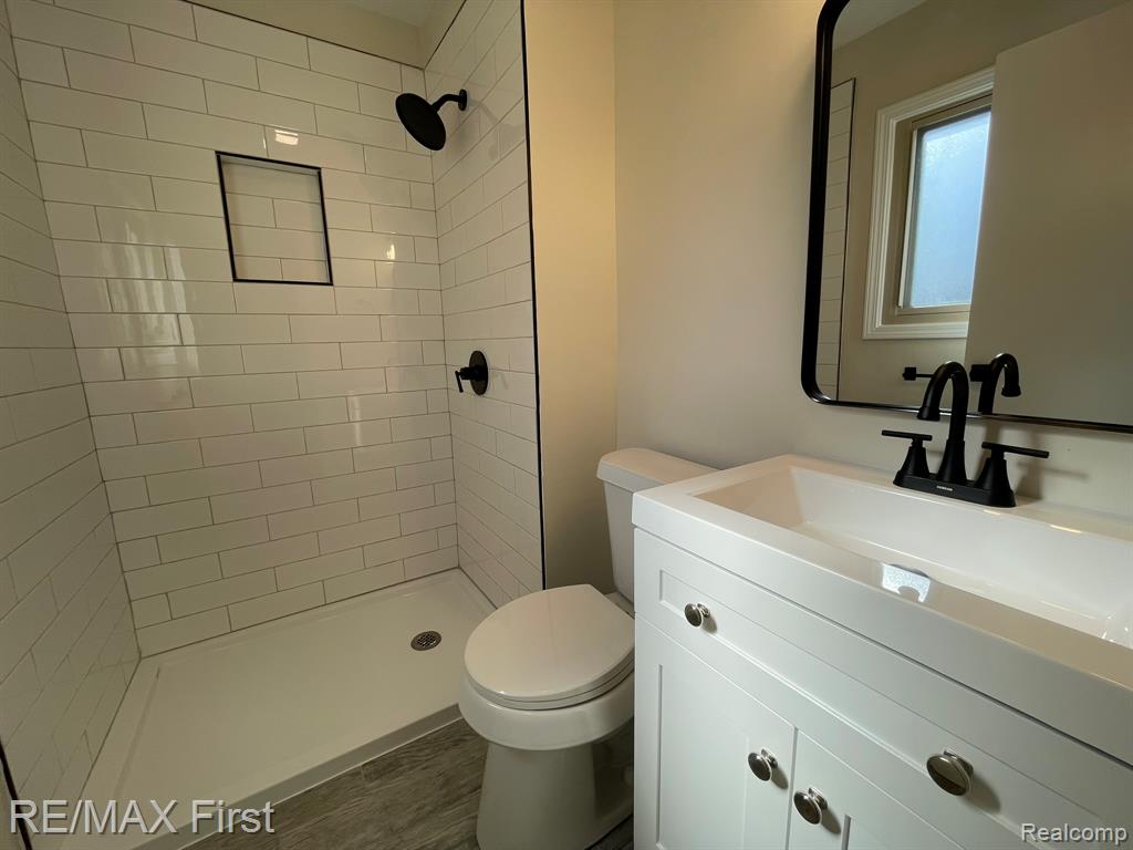 48065 Fuller Road Chesterfield, MI 48051 - Photo 13 of 20