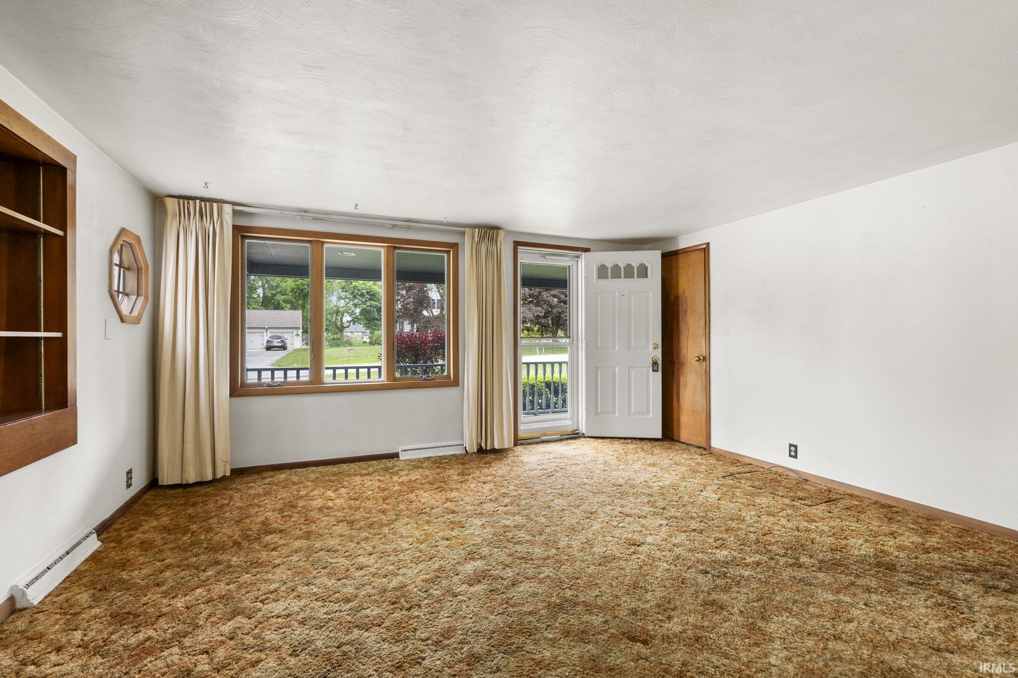 7616 Hosler Road Leo, IN 46765 - Photo 9 of 36