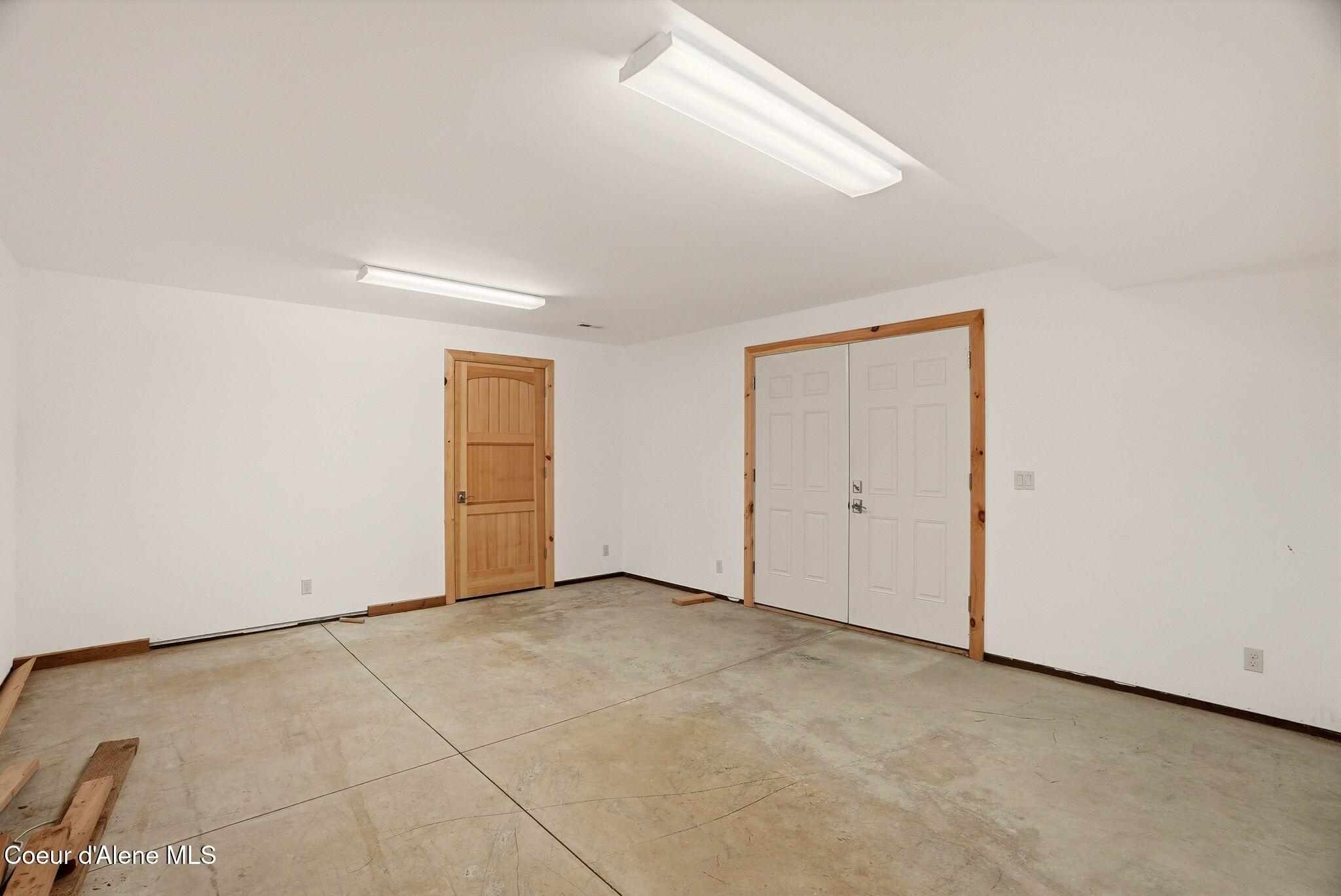 3291 South Eddyville Road Harrison, ID 83833 - Photo 26 of 33 Inside-Media-Eddyville-46