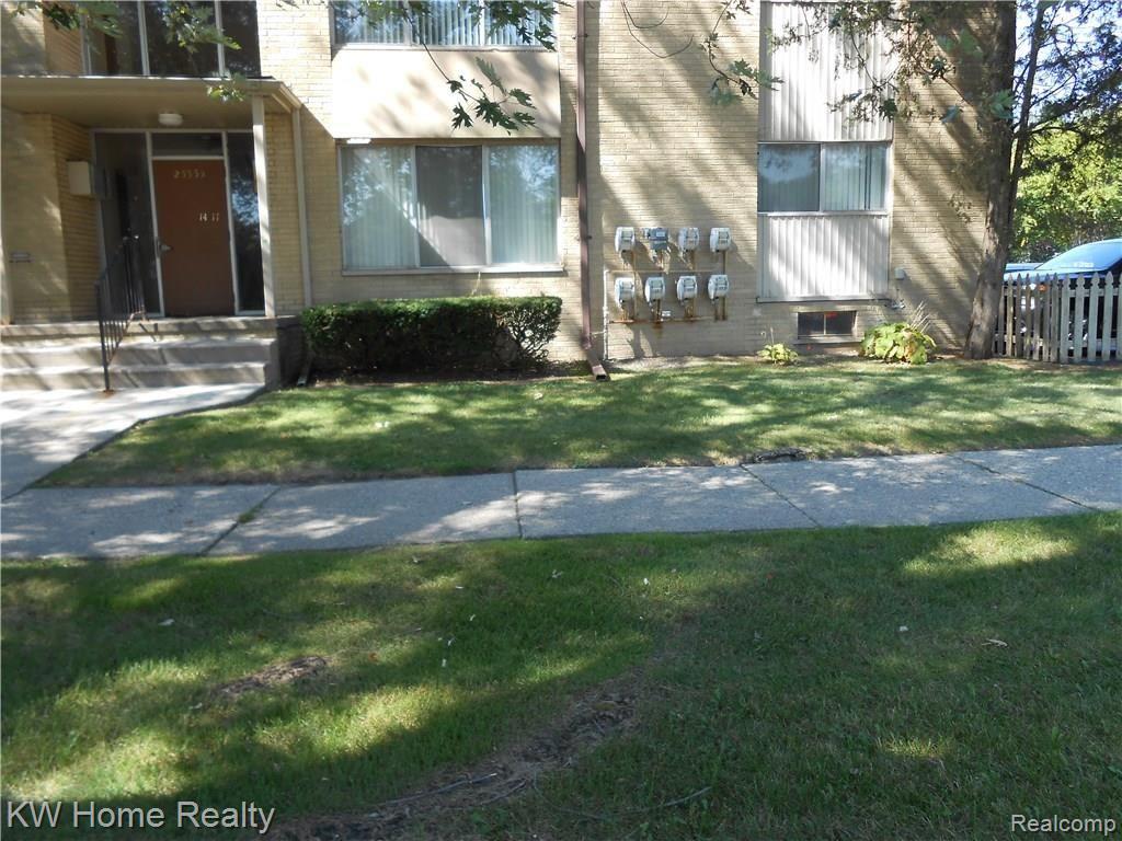 25555 Lahser Road, Unit 16 Southfield, MI 48033 - Photo 1 of 4