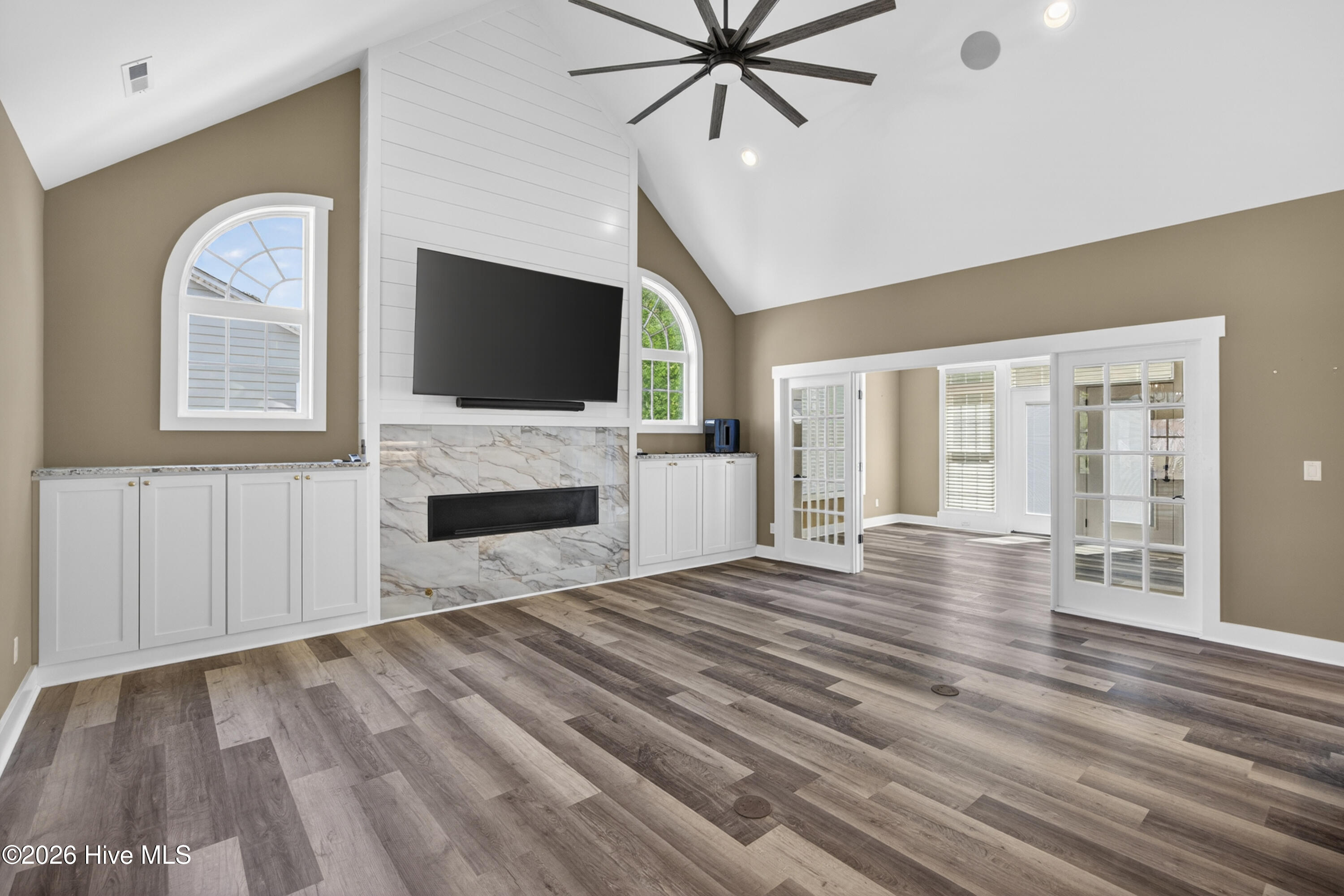 115 Windy Point Sneads Ferry, NC 28460 - Photo 11 of 43 Living Room & Sunroom