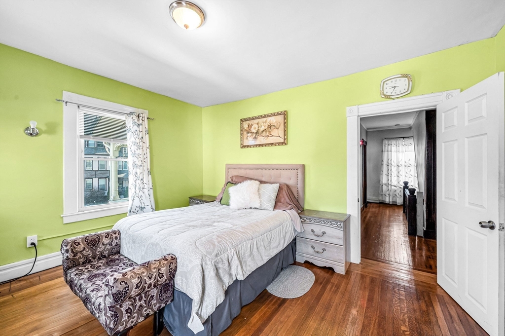 166 Westminster Street Springfield, MA 01109 - Photo 19 of 37