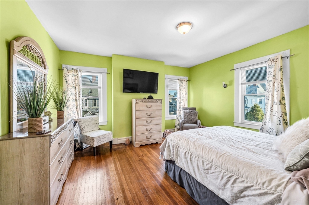 166 Westminster Street Springfield, MA 01109 - Photo 20 of 37