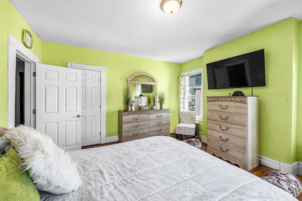 166 Westminster Street Springfield, MA 01109 - Photo 21 of 37