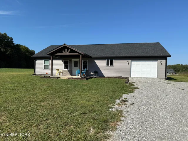 $249,900 | 432 St Anthony Drive, Jamestown, TN 38556