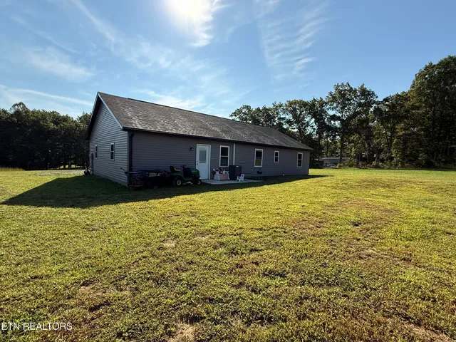 $249,900 | 432 St Anthony Drive, Jamestown, TN 38556