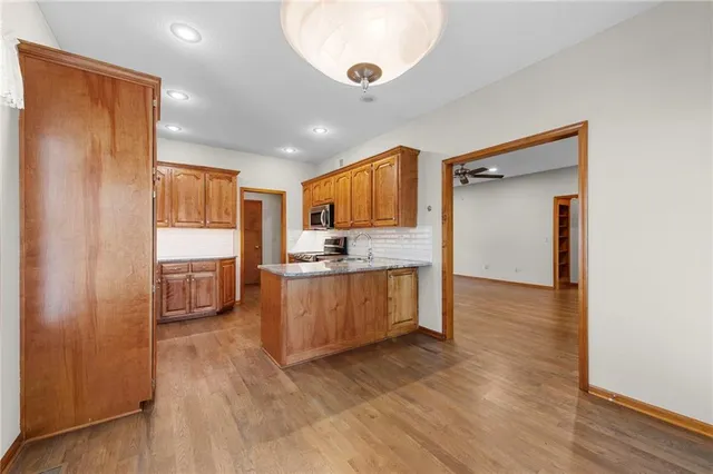 $349,000 | 1123 Southwest Hoke Drive, Lee's Summit, MO 64081