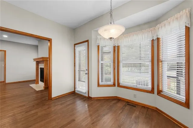 $349,000 | 1123 Southwest Hoke Drive, Lee's Summit, MO 64081