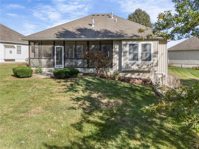 $349,000 | 1123 Southwest Hoke Drive, Lee's Summit, MO 64081