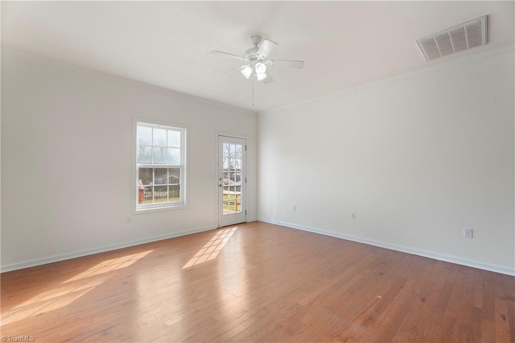 112 Everidge Road Winston-Salem, NC 27103 - Photo 13 of 40 Gallery Image 13