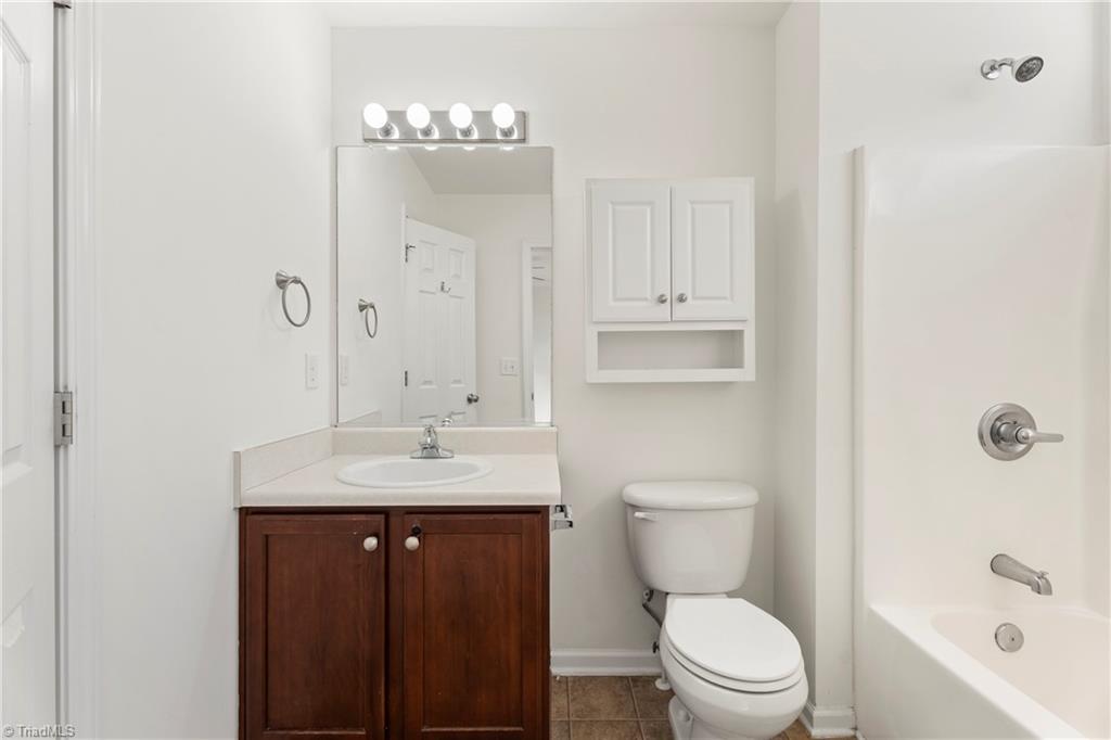 112 Everidge Road Winston-Salem, NC 27103 - Photo 24 of 40 Gallery Image 24