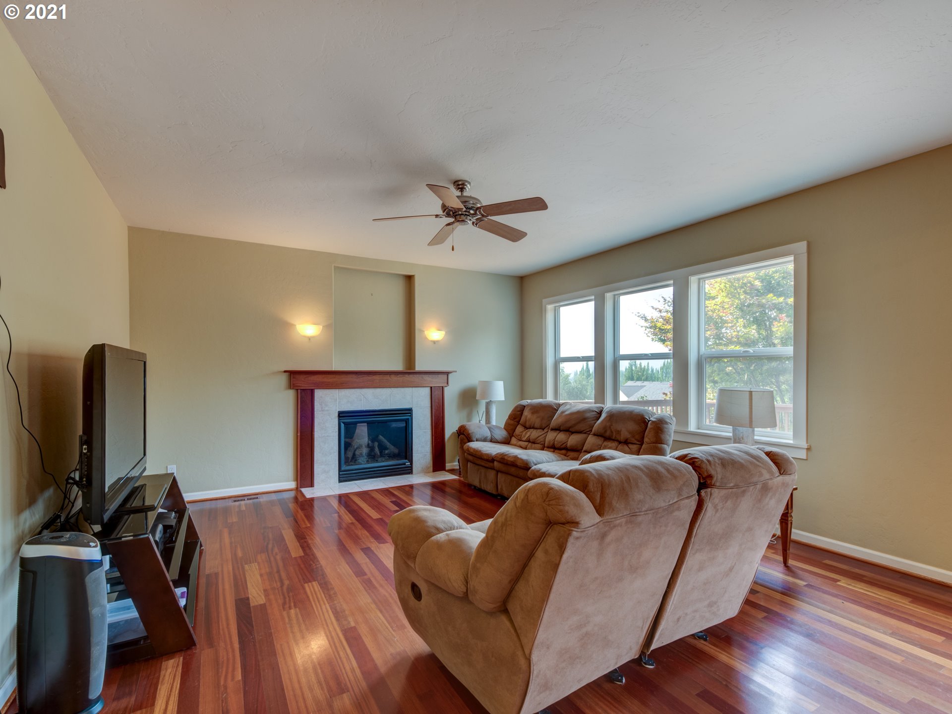 3656 Ambleside Drive Springfield, OR 97477 - Photo 4 of 32 Gallery Image 4
