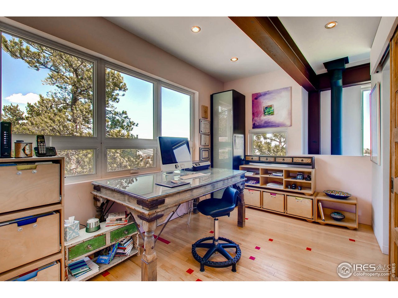 1440 Reed Ranch Road Boulder, CO 80302 - Photo 6 of 40 a room with furniture and window